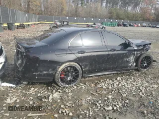 2019 Mercedes-Benz E 63 S AMG with VIN WDDZF8KBXKA552790, listed as a Copart auction lot 82524134 with 73,830 mi miles and Salvage Title. Bid and sale history available at DreamBid. Image 3.