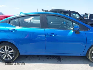 2021 Nissan Versa SV with VIN 3N1CN8EV7ML884466, listed as a IAAI auction lot 39870934 with 31,788 mi miles. Bid and sale history available at carsss.com. Image 13.