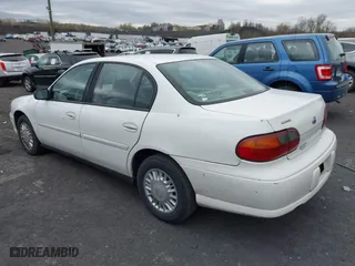 2004 Chevrolet Classic with VIN 1G1ND52F24M564104, listed as a IAAI auction lot 42081525 with 142,182 mi miles. Bid and sale history available at carsss.com. Image 3.