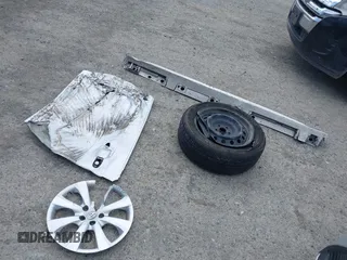 2024 Toyota Corolla LE z VIN 5YFB4MDE2RP107029, wystawiony jako IAAI lot #42585463 z przebiegiem Nie podano mil oraz . Historia ofert i sprzedaży dostępna na DreamBid. Obrazek 11.