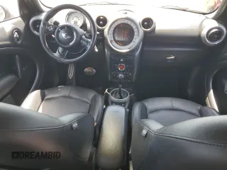 2012 MINI Countryman S с VIN WMWZC3C52CWL82215, выставлен на аукционе Copart как лот 61676325 с пробегом 131 260 миль миль и Чистый • Clean title. История ставок и продаж доступна на DreamBid. Изображение 8.