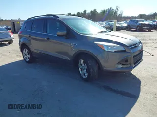 2013 Ford Escape SE with VIN 1FMCU9G9XDUA02777, listed as a IAAI auction lot 42011262 with 190,274 mi miles. Bid and sale history available at carsss.com. Image 1.