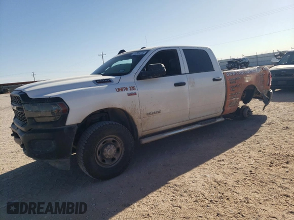 2022 Ram 2500 Tradesman with VIN 3C6UR5CJ8NG130238, listed as a Copart auction lot 47290815 with 101,841 mi miles and Salvage Title. Bid and sale history available at carsss.com. Image 1.