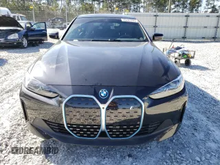2023 BMW i4 eDrive40 z VIN WBY73AW00PFR12197, wystawiony jako Copart lot #46281765 z przebiegiem 21 024 mil mil oraz Szkoda całkowita • Salvage title. Historia ofert i sprzedaży dostępna na DreamBid. Obrazek 5.