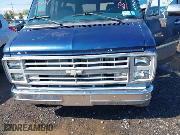 1988 Chevrolet Express Beauville with VIN 1GNEG25K7J7153739, listed as a IAAI auction lot 42216044 with 83,051 mi miles and . Bid and sale history available at DreamBid. Image 6.