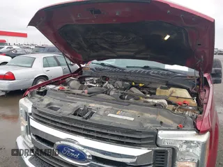 2017 Ford F-250 Lariat z VIN 1FT7W2BT6HEB48815, wystawiony jako IAAI lot #42162188 z przebiegiem 149 600 mil mil oraz . Historia ofert i sprzedaży dostępna na DreamBid. Obrazek 10.