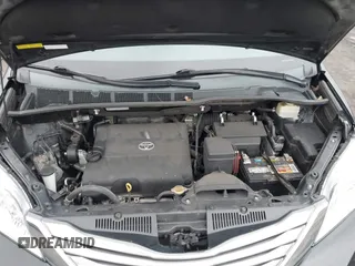 2015 Toyota Sienna Limited with VIN 5TDDK3DC1FS124527, listed as a IAAI auction lot 41723310 with 51,020 mi miles and . Bid and sale history available at DreamBid. Image 10.