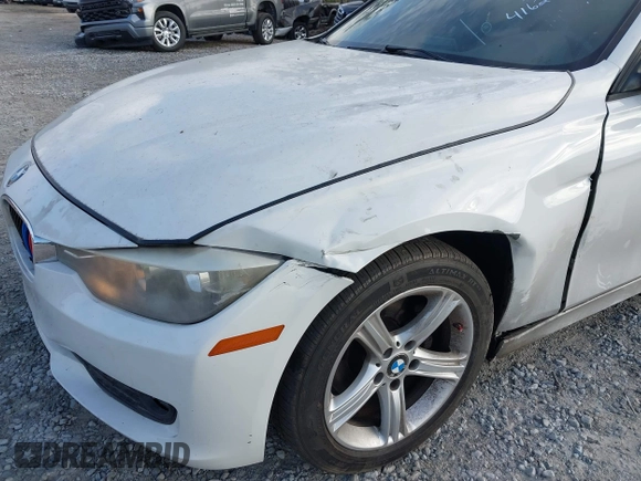 2014 BMW 3 Series 320i with VIN WBA3B1G59ENS78532, listed as a IAAI auction lot 41627172 with 133,049 mi miles. Bid and sale history available at carsss.com. Image 6.