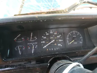 1988 Ford Bronco XL with VIN 1FMEU15NXJLA85817, listed as a Copart auction lot 81686124 with 283,211 mi miles and Salvage Title. Bid and sale history available at carsss.com. Image 9.