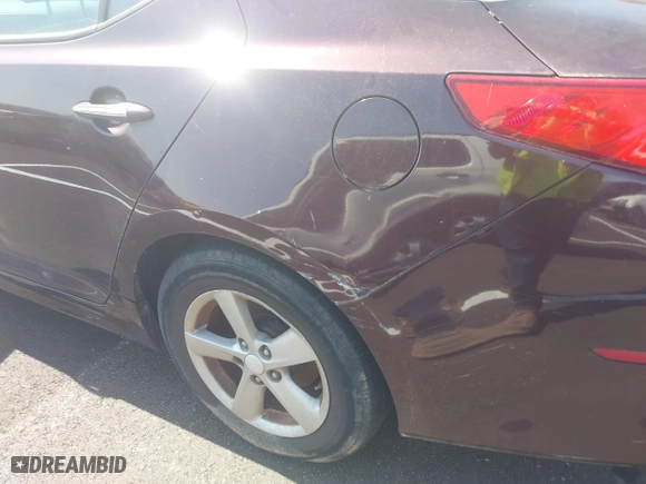 2014 Kia Optima LX with VIN 5XXGM4A77EG310738, listed as a IAAI auction lot 41990314 with 1 mi miles. Bid and sale history available at carsss.com. Image 6.