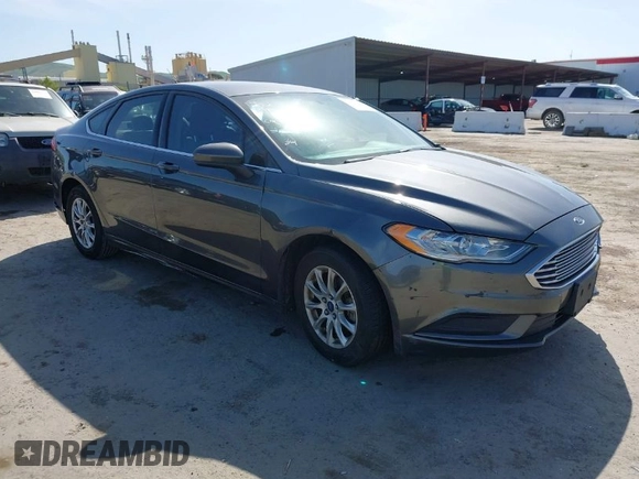 2017 Ford Fusion S with VIN 3FA6P0G72HR190331, listed as a IAAI auction lot 42003479 with 130,252 mi miles. Bid and sale history available at carsss.com. Image 1.