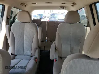 2014 Kia Sedona LX with VIN KNDMG4C72E6580997, listed as a Copart auction lot 60948224 with 189,808 mi miles and Clean Title. Bid and sale history available at carsss.com. Image 10.