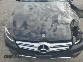 2019 Mercedes-Benz GLC 300 z VIN WDC0G4JB4KV165942, wystawiony jako Copart lot #46959205 z przebiegiem Nie podano mil oraz Szkoda całkowita • Salvage title. Historia ofert i sprzedaży dostępna na DreamBid. Obrazek 13.