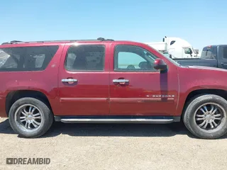 2007 Chevrolet Suburban LTZ with VIN 3GNFC16017G229914, listed as a IAAI auction lot 41879562 with 290,441 mi miles. Bid and sale history available at carsss.com. Image 13.