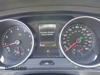 2021 Volkswagen Tiguan SE z VIN 3VV3B7AX7MM113248, wystawiony jako IAAI lot #42025906 z przebiegiem 92 442 mil mil oraz . Historia ofert i sprzedaży dostępna na DreamBid. Obrazek 7.