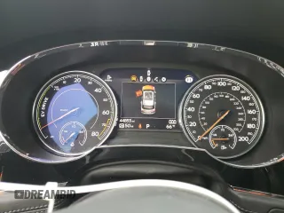 2020 Bentley Bentayga z VIN SJAAJ2ZV0LC027778, wystawiony jako Copart lot #65658693 z przebiegiem 44 853 mil mil oraz . Historia ofert i sprzedaży dostępna na DreamBid. Obrazek 9.
