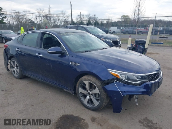 2020 Kia Optima LX with VIN 5XXGT4L35LG418172, listed as a IAAI auction lot 41871881 with 65,740 mi miles. Bid and sale history available at carsss.com. Image 1.