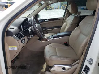2013 Mercedes-Benz GL 450 z VIN 4JGDF7CE5DA249440, wystawiony jako Copart lot #57466825 z przebiegiem 120 163 mil mil oraz Tytuł czysty. Historia ofert i sprzedaży dostępna na DreamBid. Obrazek 7.