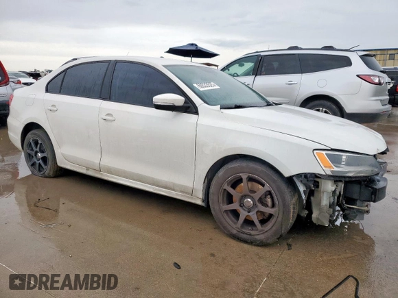 2012 Volkswagen Jetta SE with VIN 3VWDX7AJ7CM339995, listed as a Copart auction lot 60533525 with 199,028 mi miles and Clean title. Bid and sale history available at DreamBid. Image 4.
