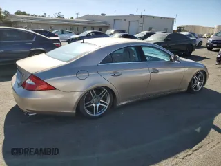 2006 Mercedes-Benz CLS 500 with VIN WDDDJ75X06A037295, listed as a Copart auction lot 77282044 with 171,291 mi miles and Clean Title. Bid and sale history available at DreamBid. Image 3.