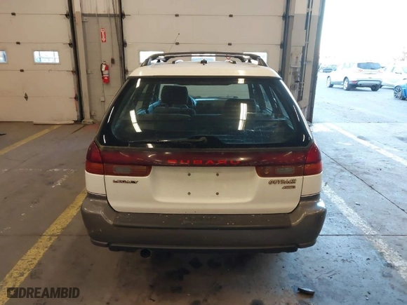 1999 Subaru Legacy Wagon Outback with VIN 4S3BG6852X7602214, listed as a IAAI auction lot 41429335 with 139,193 mi miles. Bid and sale history available at carsss.com. Image 13.