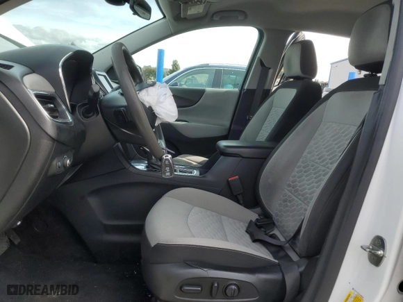 2020 Chevrolet Equinox LT with VIN 2GNAXJEV5L6186504, listed as a Copart auction lot 49857845 with 95,734 mi miles and Clean Title. Bid and sale history available at carsss.com. Image 7.