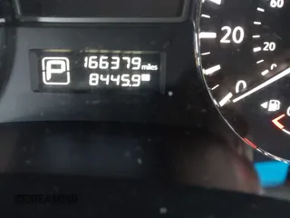 2015 Nissan Pathfinder SV с VIN 5N1AR2MM0FC686224, выставлен на аукционе IAAI как лот 41887640 с пробегом 166 379 миль миль и . История ставок и продаж доступна на DreamBid. Изображение 16.