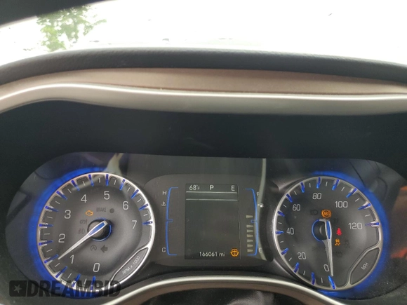 2018 Chrysler Pacifica Touring Plus with VIN 2C4RC1FG8JR116594, listed as a Copart auction lot 55222635 with 166,061 mi miles and Salvage title. Bid and sale history available at DreamBid. Image 9.