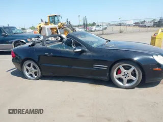 2003 Mercedes-Benz SL 500 z VIN WDBSK75F73F013272, wystawiony jako IAAI lot #42428315 z przebiegiem Nie podano mil oraz . Historia ofert i sprzedaży dostępna na DreamBid. Obrazek 13.