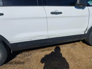 2017 Ford Explorer z VIN 1FM5K7BH8HGD95989, wystawiony jako IAAI lot #41185041 z przebiegiem 40 984 mil mil oraz . Historia ofert i sprzedaży dostępna na DreamBid. Obrazek 17.
