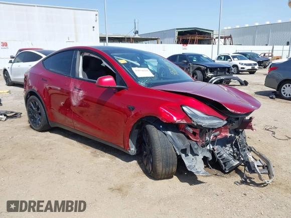 2024 Tesla Model Y Long Range z VIN 7SAYGDEEXRA236065, wystawiony jako IAAI lot #41834658 z przebiegiem 20 313 mil mil oraz . Historia ofert i sprzedaży dostępna na DreamBid. Obrazek 1.