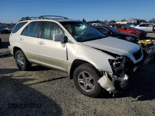 1999 Lexus RX 300 Luxury SUV with VIN JT6HF10U7X0072132, listed as a Copart auction lot 46955755 with 197,771 mi miles and Clean Title. Bid and sale history available at carsss.com. Image 4.