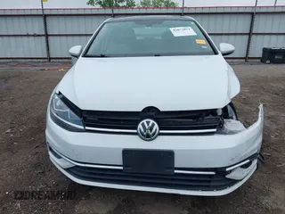 2021 Volkswagen Golf TSI z VIN 3VWG57AU9MM001027, wystawiony jako IAAI lot #42072074 z przebiegiem 81 819 mil mil oraz . Historia ofert i sprzedaży dostępna na DreamBid. Obrazek 13.