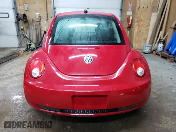 2008 Volkswagen New Beetle Coupe S with VIN 3VWRW31C88M526138, listed as a Copart auction lot 77848734 with 67,660 mi miles and Clean Title. Bid and sale history available at carsss.com. Image 6.