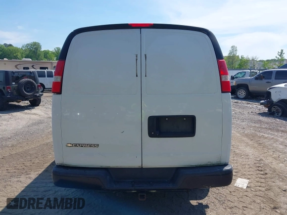 2017 Chevrolet Express Cargo Van with VIN 1GCWGAFF2H1133906, listed as a IAAI auction lot 42037388 with 218,601 mi miles. Bid and sale history available at carsss.com. Image 16.