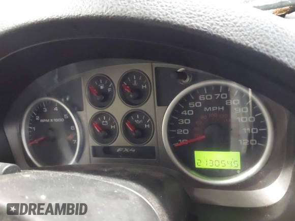 2005 Ford F-150 XLT z VIN 1FTPX04545KE70835, wystawiony jako IAAI lot #41980533 z przebiegiem 213 054 mil mil oraz . Historia ofert i sprzedaży dostępna na DreamBid. Obrazek 7.