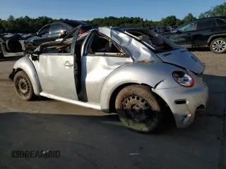 2005 Volkswagen New Beetle Coupe GL with VIN 3VWBK31C85M417588, listed as a Copart auction lot 64810204 with 0 mi miles and Salvage Title. Bid and sale history available at carsss.com. Image 2.