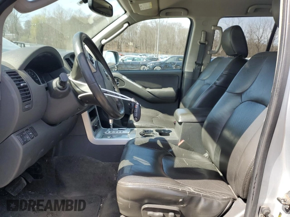 2011 Nissan Pathfinder LE z VIN 5N1AR1NB5BC623749, wystawiony jako Copart lot #51309485 z przebiegiem 199 545 mil mil oraz Szkoda całkowita • Salvage title. Historia ofert i sprzedaży dostępna na DreamBid. Obrazek 7.