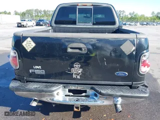 2001 Ford F-150 SuperCrew XLT with VIN 1FTRW07W41KA13131, listed as a IAAI auction lot 41922077 with 1 mi miles. Bid and sale history available at carsss.com. Image 6.