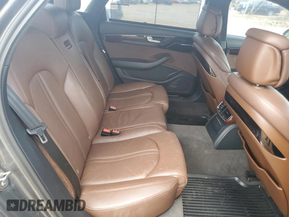 2011 Audi A8 z VIN WAURVAFD9BN013776, wystawiony jako Copart lot #51989675 z przebiegiem 148 822 mil mil oraz Szkody całkowita. Historia ofert i sprzedaży dostępna na DreamBid. Obrazek 10.