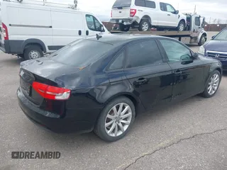 2013 Audi A4 Premium z VIN WAUAFAFL1DN033539, wystawiony jako IAAI lot #41936192 z przebiegiem 128 088 mil mil oraz . Historia ofert i sprzedaży dostępna na DreamBid. Obrazek 4.