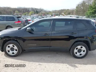 2017 Jeep Cherokee Sport with VIN 1C4PJLAB8HW508528, listed as a IAAI auction lot 42148894 with 104,646 mi miles and . Bid and sale history available at DreamBid. Image 14.