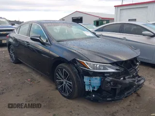 2024 Lexus ES with VIN 58ADZ1B13RU166834, listed as a IAAI auction lot 41180172 with 17,626 mi miles. Bid and sale history available at carsss.com. Image 1.