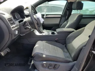 2017 Volkswagen Touareg Wolfsburg Edition с VIN WVGRF7BPXHD003755, выставлен на аукционе Copart как лот 52582425 с пробегом 333 333 миль миль и Чистый • Clean title. История ставок и продаж доступна на DreamBid. Изображение 7.