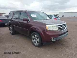 2012 Honda Pilot EX-L with VIN 5FNYF3H59CB040568, listed as a IAAI auction lot 42195882 with 211,487 mi miles. Bid and sale history available at carsss.com. Image 1.