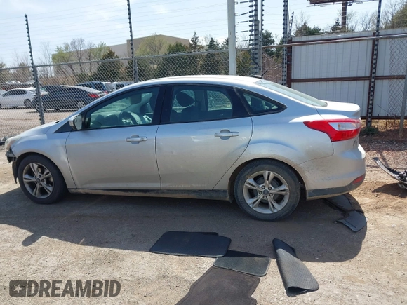 2014 Ford Focus SE with VIN 1FADP3F26EL270868, listed as a IAAI auction lot 41826493 with 164,595 mi miles. Bid and sale history available at carsss.com. Image 15.