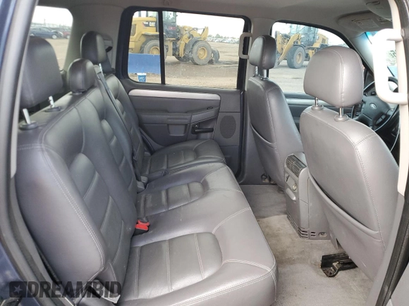 2003 Ford Explorer XLT z VIN 1FMZU73K53ZA48672, wystawiony jako Copart lot #64274985 z przebiegiem 217 704 mil mil oraz Nie do naprawy • Non repairable. Historia ofert i sprzedaży dostępna na DreamBid. Obrazek 11.