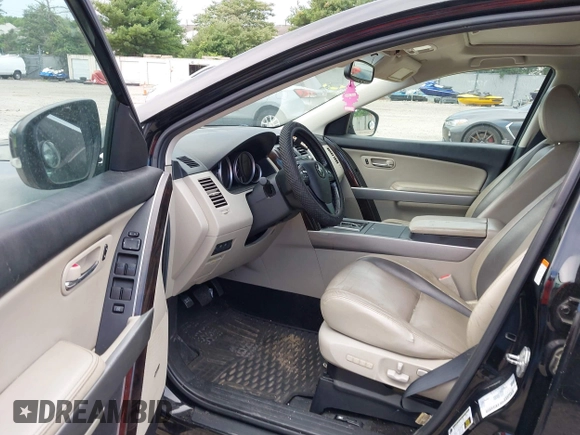2010 Mazda CX-9 Touring z VIN JM3TB3MV6A0215776, wystawiony jako IAAI lot #42739616 z przebiegiem 215 350 mil mil oraz . Historia ofert i sprzedaży dostępna na DreamBid. Obrazek 5.