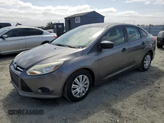 2013 Ford Focus S with VIN 1FADP3E29DL145170, listed as a Copart auction lot 53921625 with 180,012 mi miles and Salvage Title. Bid and sale history available at carsss.com. Image 1.