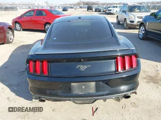 2017 Ford Mustang EcoBoost z VIN 1FA6P8TH1H5272339, wystawiony jako IAAI lot #41576468 z przebiegiem 125 455 mil mil oraz . Historia ofert i sprzedaży dostępna na DreamBid. Obrazek 16.